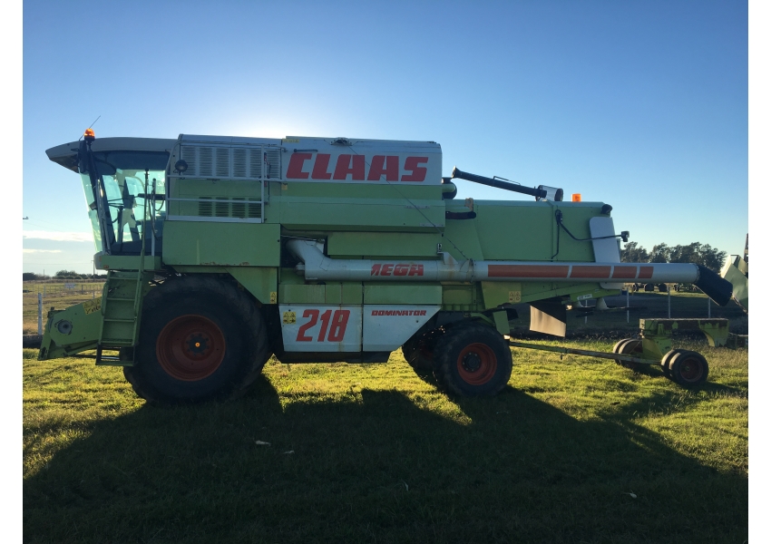 Cosechadora Claas Mega 218