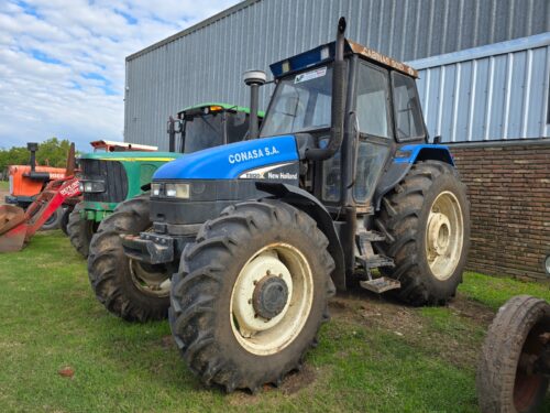 Tractor New Holland TS120, 120hp.