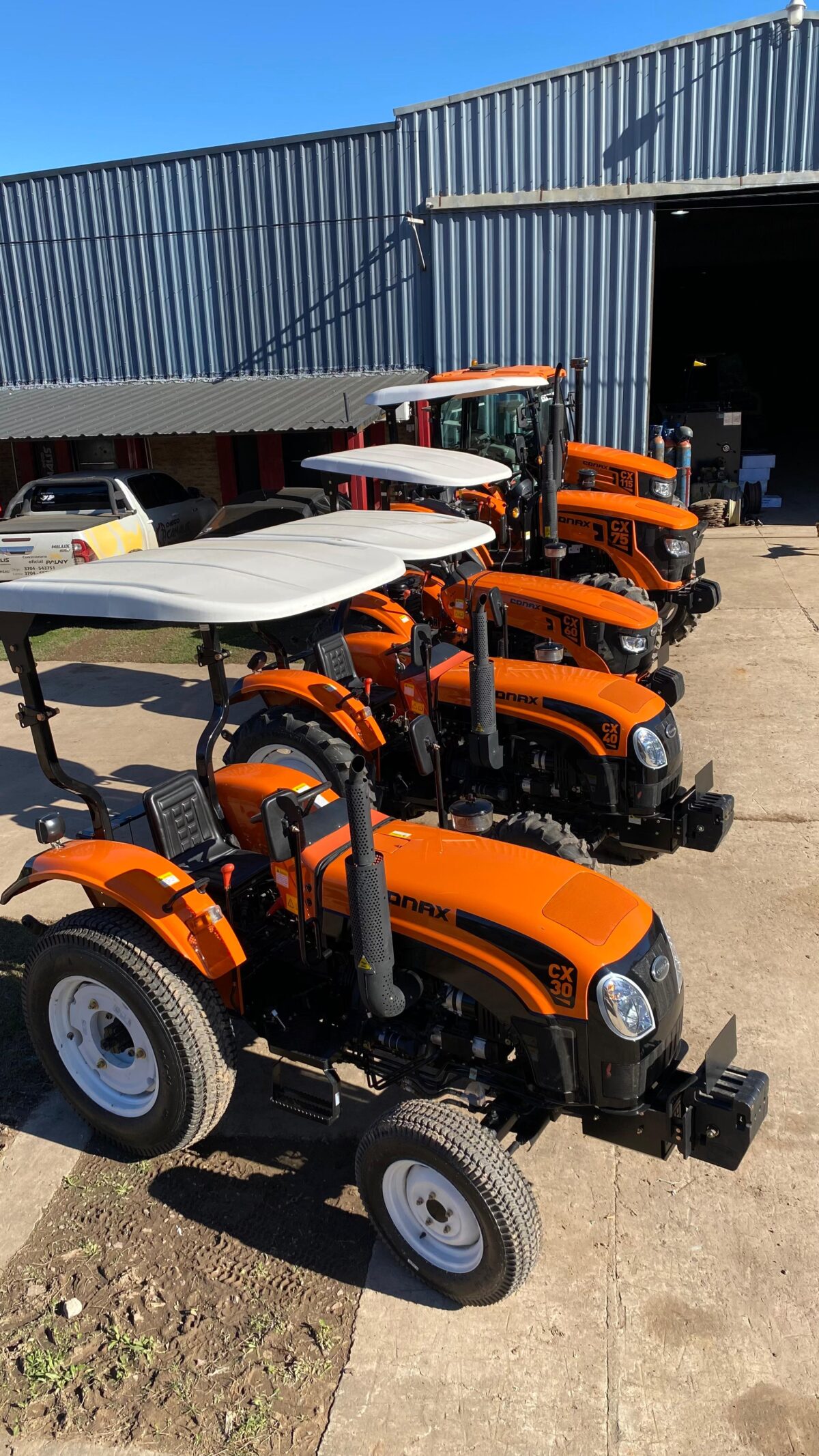Tractor Conax CX30, 30hp.