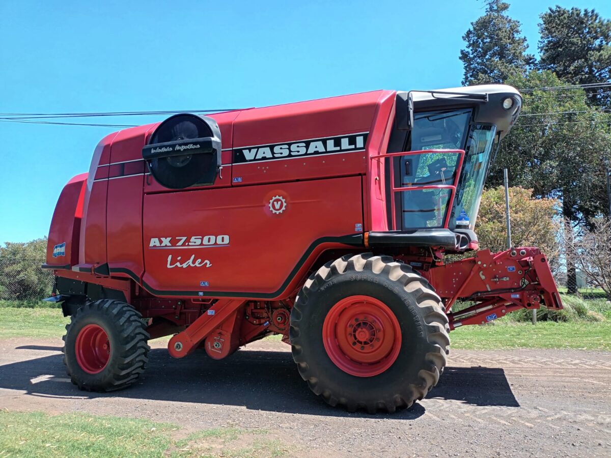 Cosechadora Vasalli 7500 Líder año 2012