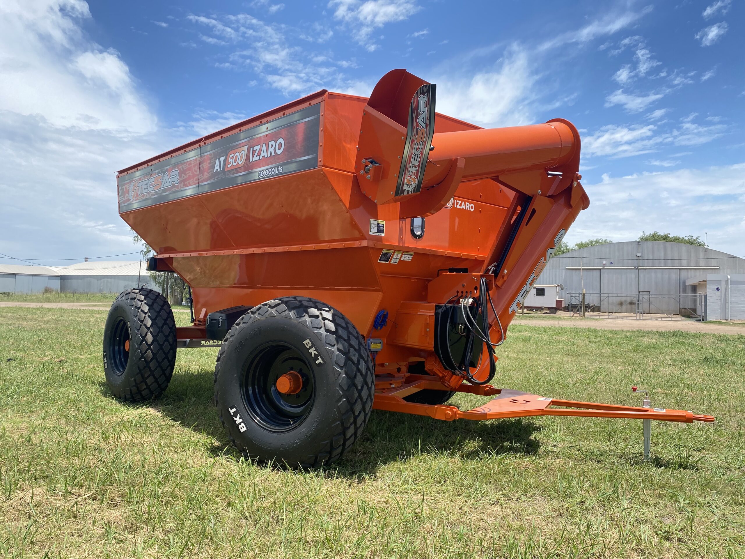 Tolva Tecsar autodescargable AT 500 de 30.000lts.