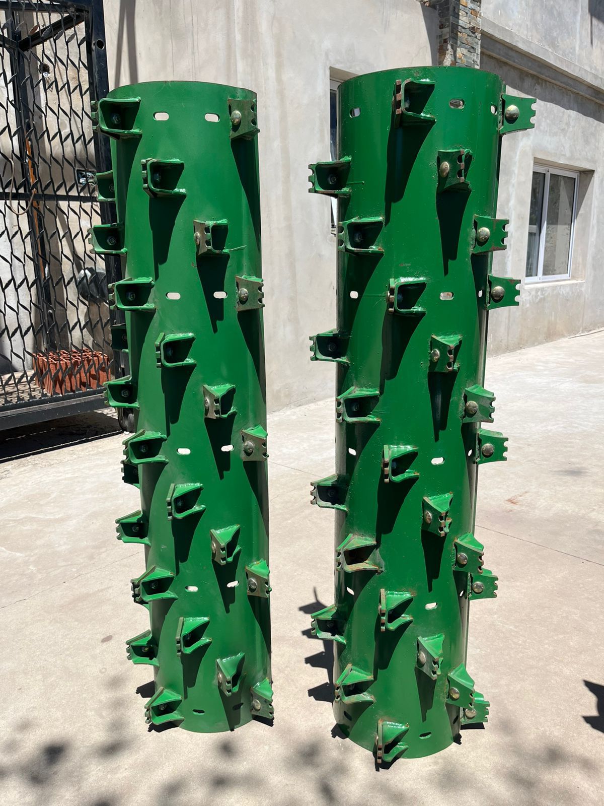 Aceleradores John Deere cementados y sin cementar