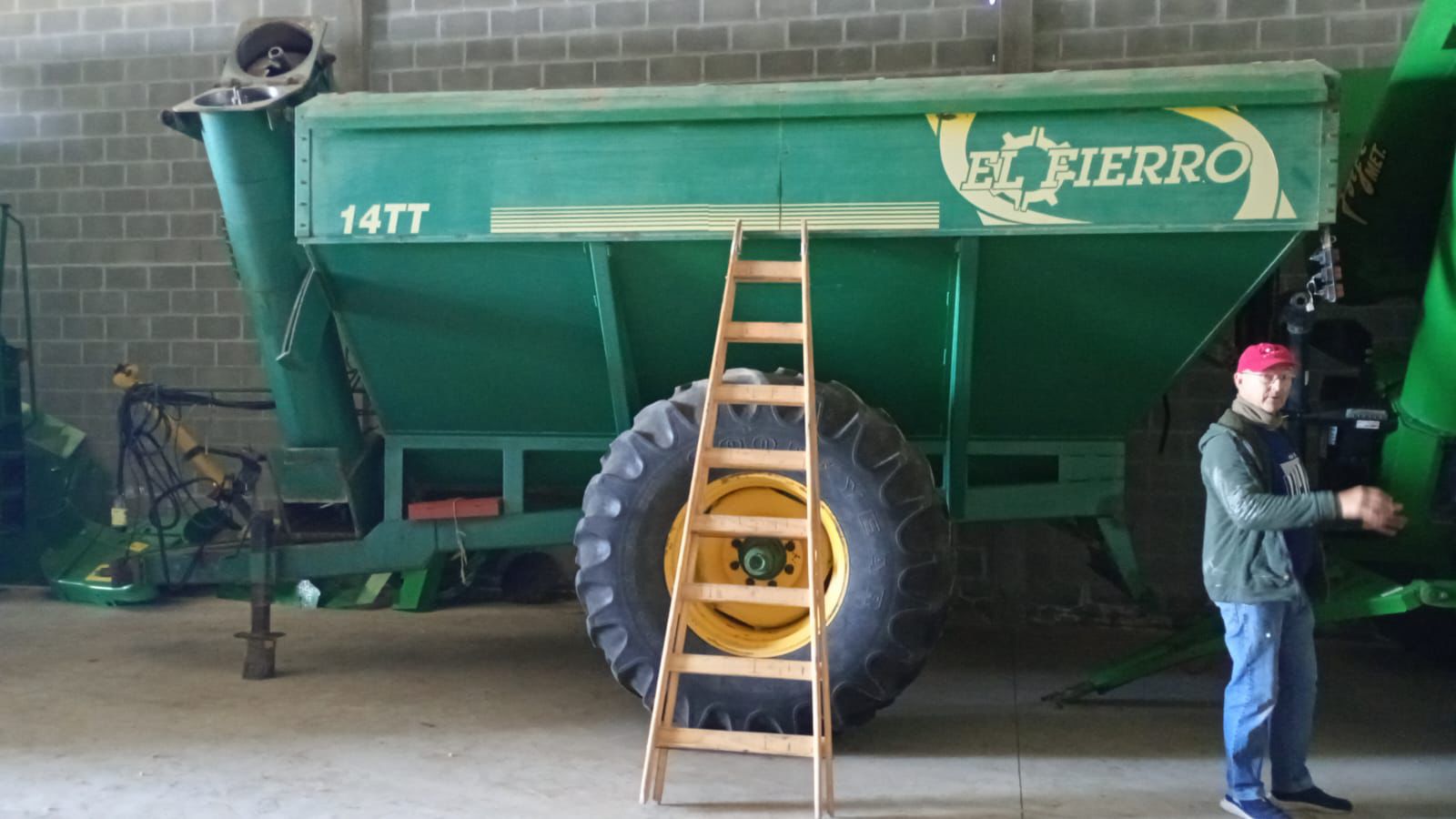 Monotolva Autodescargable, El Fierro, 14tn.