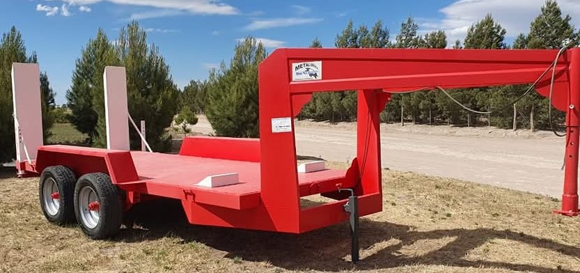 Tráiler carretón balancín con enganche tipo cigüeña 2x4 de 4tn.