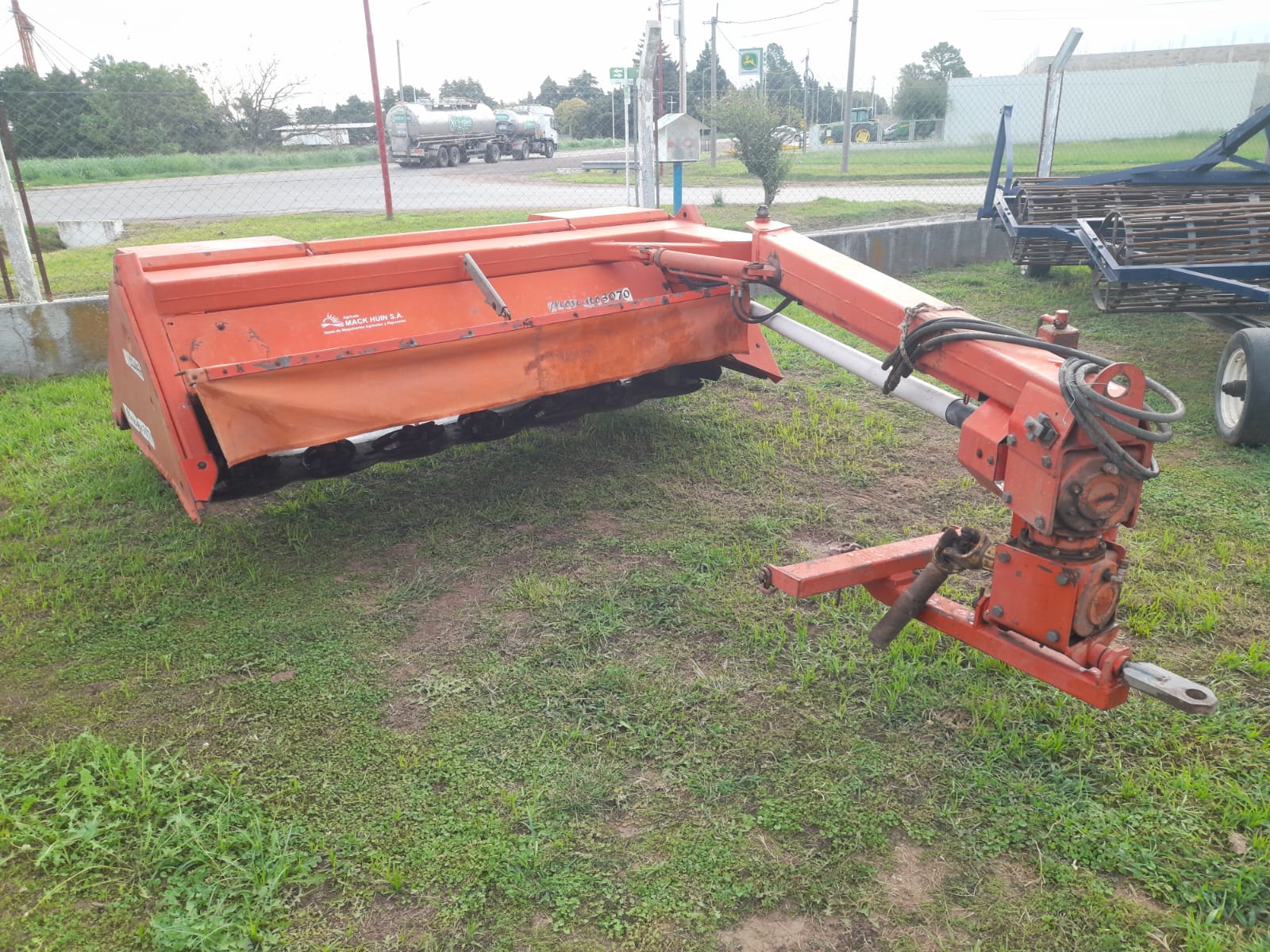 Segadora Acondicionadora Yomel Moscato 3070 de 3mts.