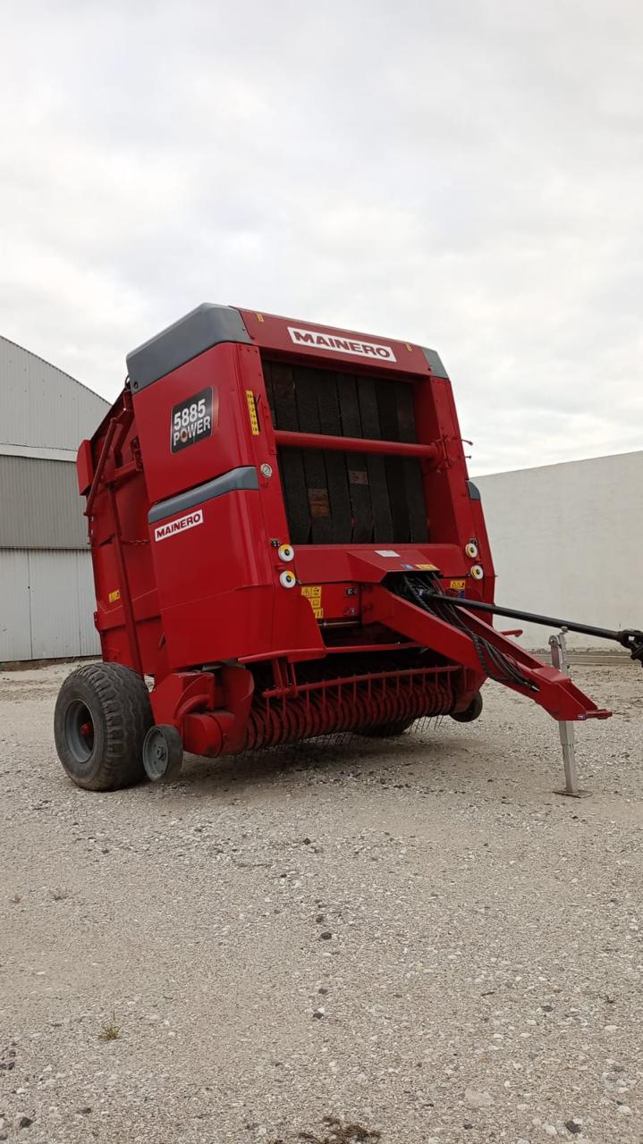 Rotoenfardadora Mainero 5885 Plus. Año 2013