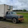 Camión Ford F-400D con caja térmica. Año 1986